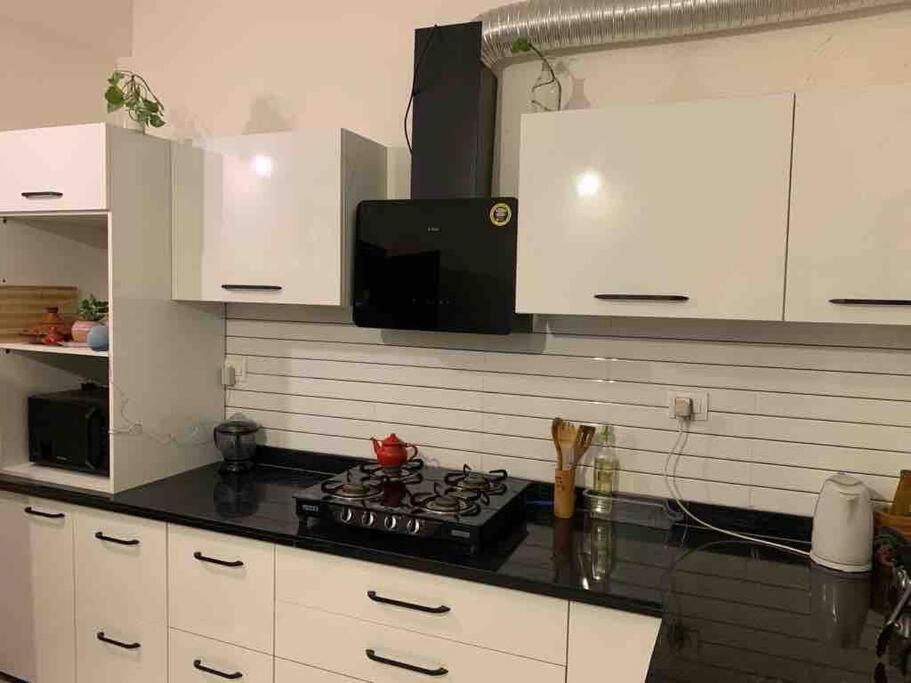 Furnished Villa Near Airport, Away From City Bhopal Buitenkant foto
