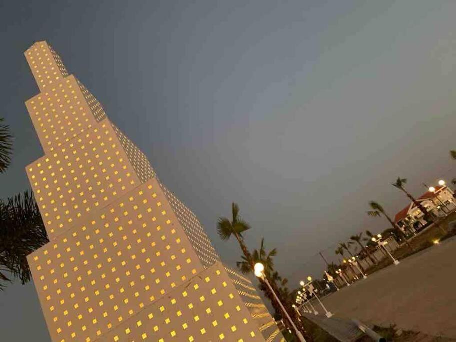 Furnished Villa Near Airport, Away From City Bhopal Buitenkant foto